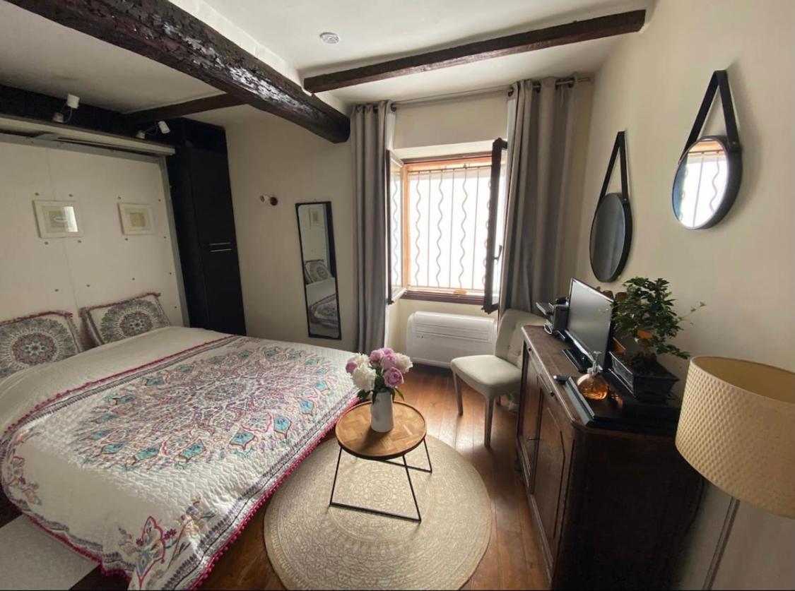 Studio Au Coeur Du Vieil Антіб Екстер'єр фото
